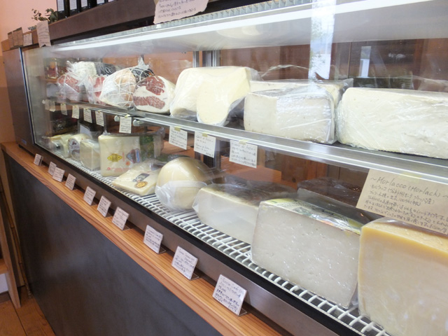 チーズ売り場