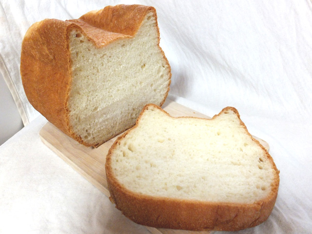 ねこねこ食パン