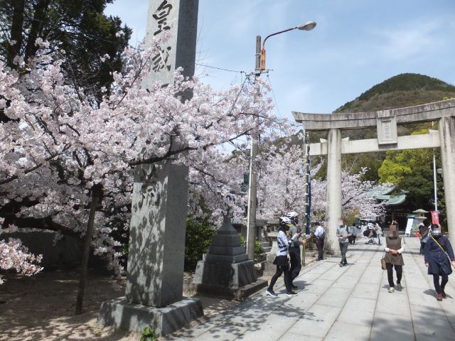 宮地嶽神社