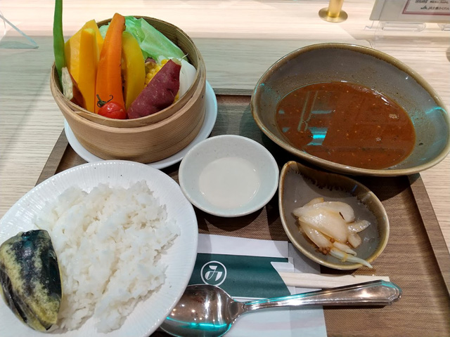 蒸し野菜カレー