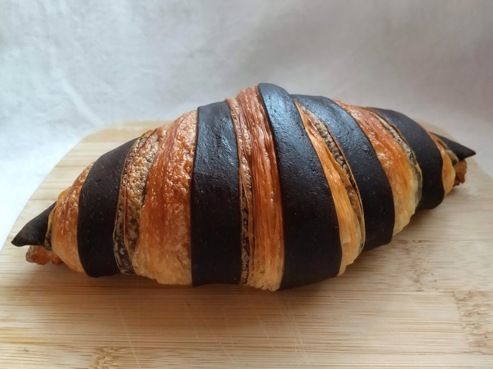 マーブルクロワッサン