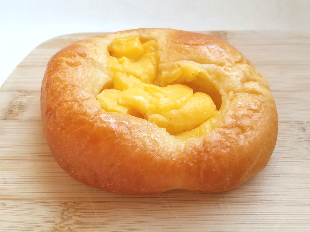 クリームパン